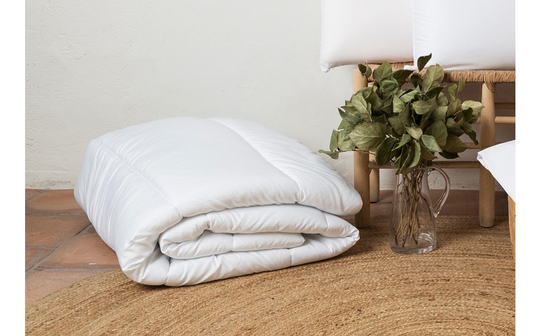 Couette Anti-acariens 250g/m² VELFONT (Idéal en automne)